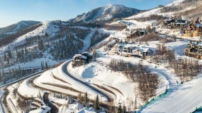 Deer Valley vs. Park City: Which Ski Destination is Right for You?