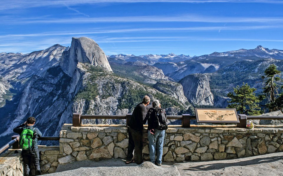 What Are the Must-Visit Hiking Trails in the High Sierra?