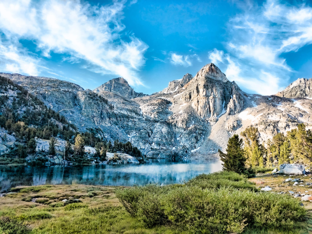 What Are the Must-Visit Hiking Trails in the High Sierra?