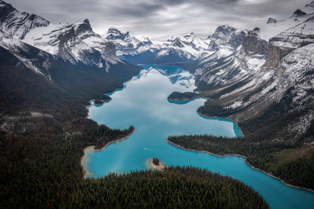 What Are the Best Places to Visit in Canada for Nature Lovers?