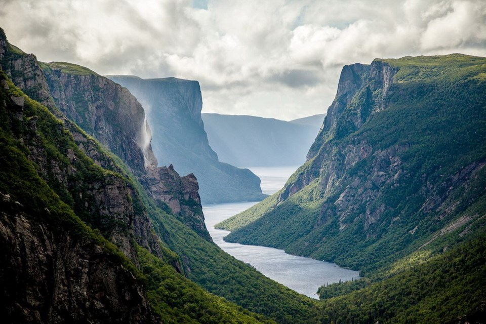 What Are the Best Places to Visit in Canada for Nature Lovers?