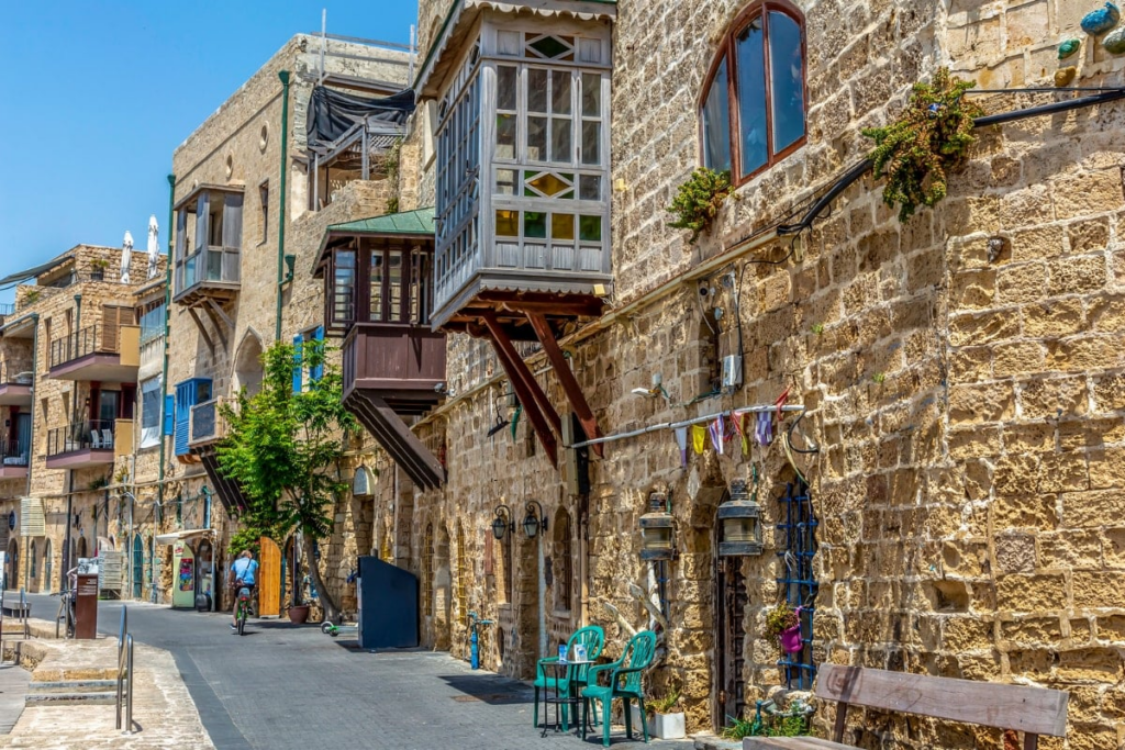 What Are the Top Attractions for Tel Aviv Travel?