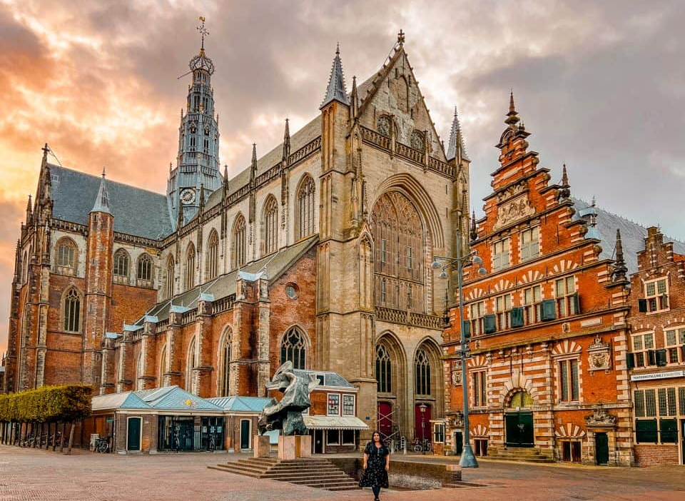 What Are the Must-See Destinations for a Perfect Netherlands Itinerary?